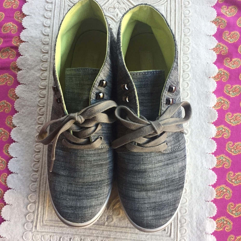Vans Shoes Women’s Size 10/41